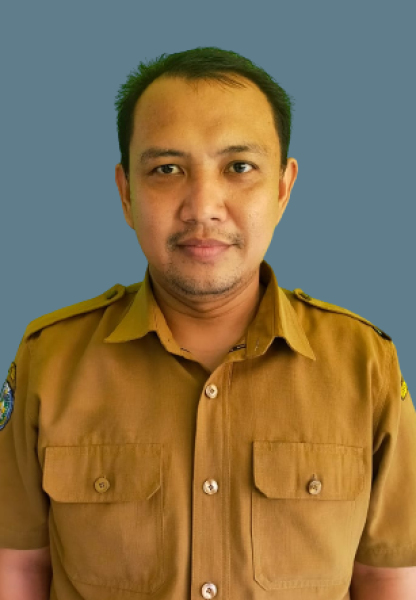 AHMAD FADILAHTUR  R, S.Pd,M.Pd